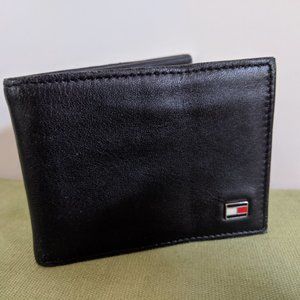 Tommy Hilfiger Black Bifold Wallet with ID Flap
